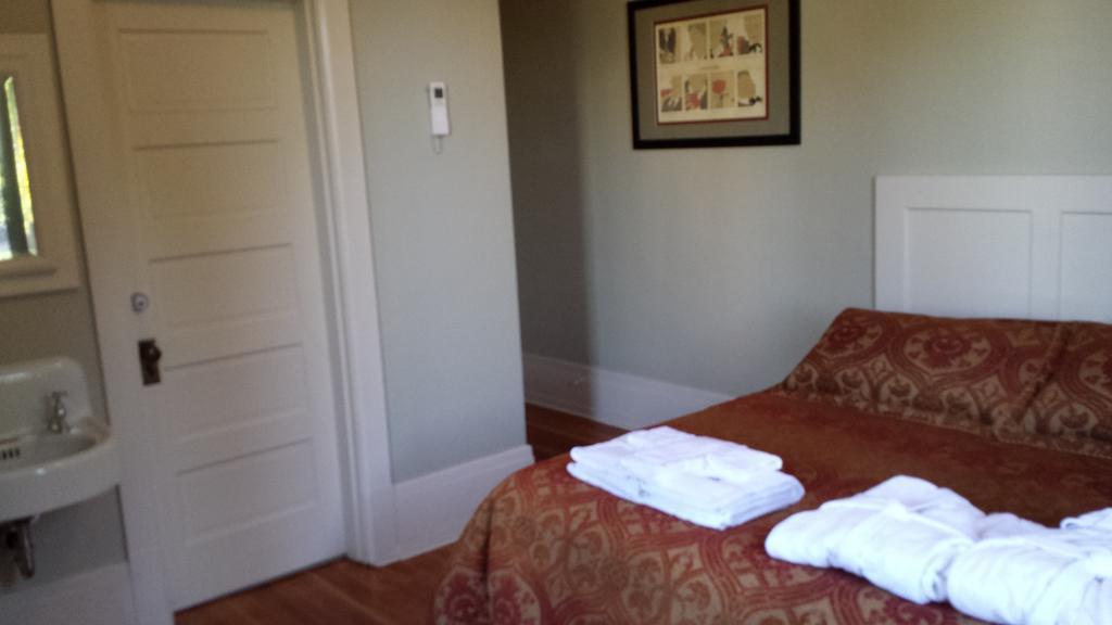Centralia Square Grand Ballroom And Vintage Hotel Bilik gambar
