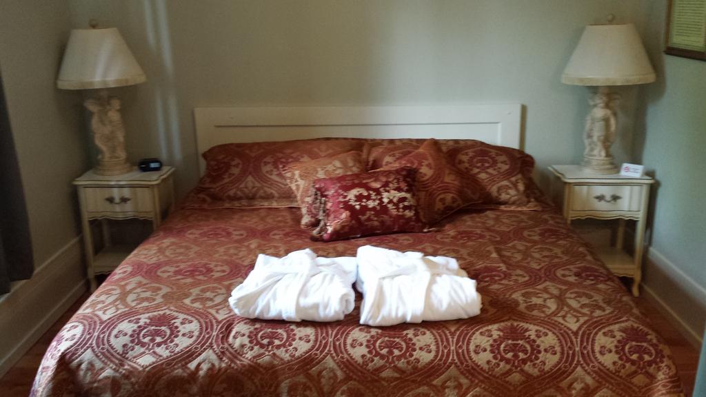 Centralia Square Grand Ballroom And Vintage Hotel Bilik gambar